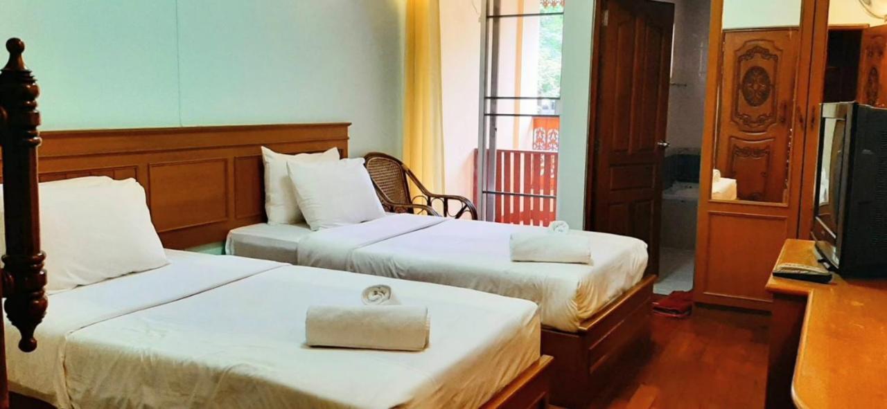 Your House 3 Guest House Chiang Mai Exteriör bild